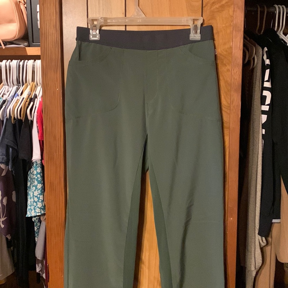 Scrub pants